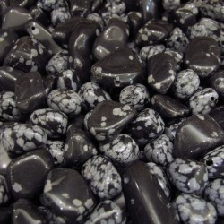 Obsidian tumbled with hole