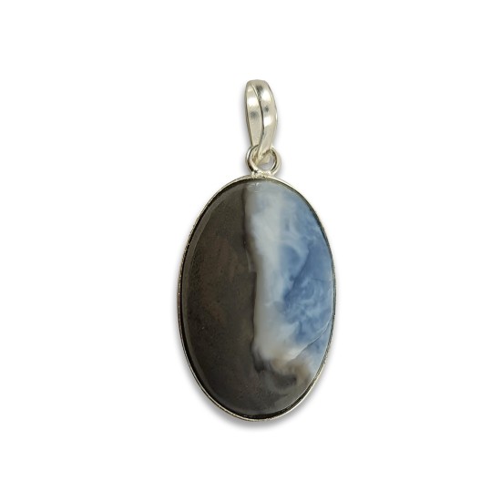 Oval agate pendant