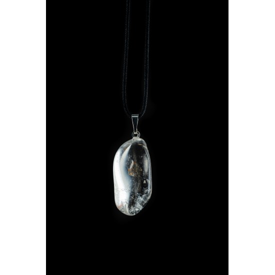 Quartz pendant1