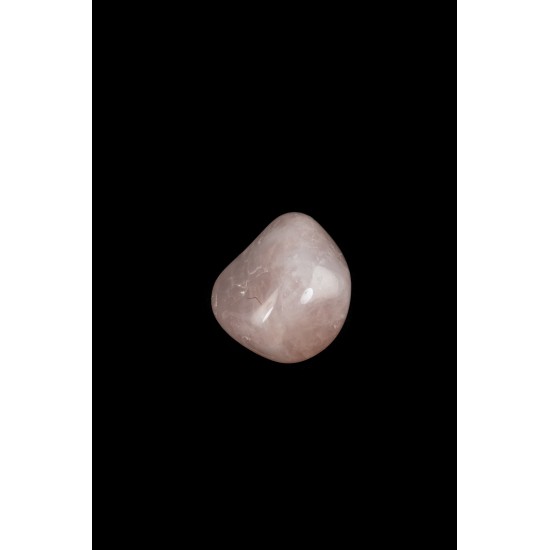 Tumbled pink quartz