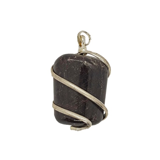 Garnet pendant