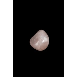 Tumbled pink quartz