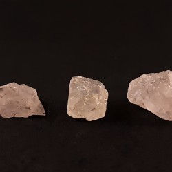 White beryl, rough small piece