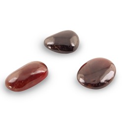 Garnet rhodolite polished
