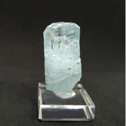 Aqua marine with natural crystal on base